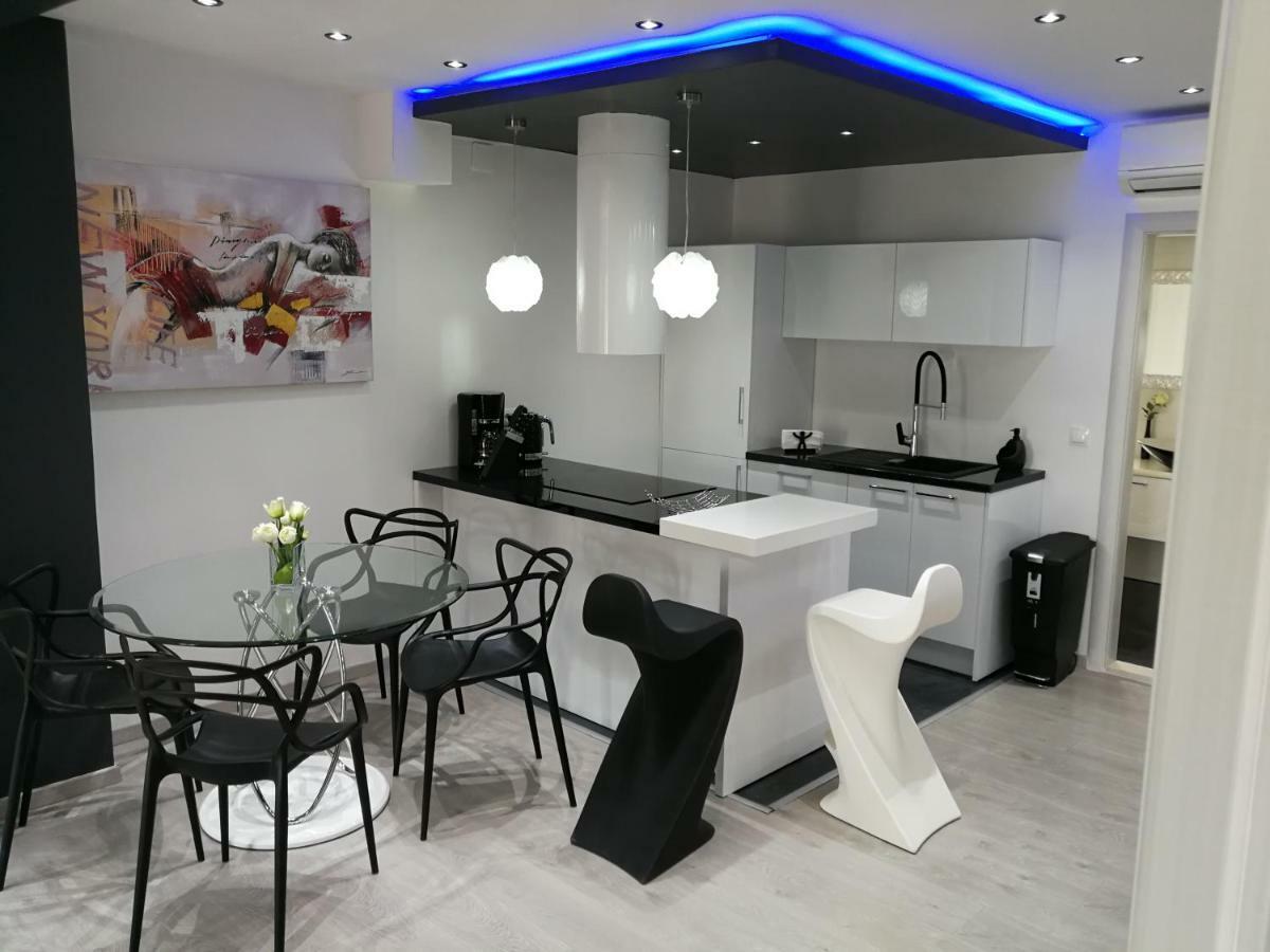 Palladium II City Center Apartments マカルスカ エクステリア 写真